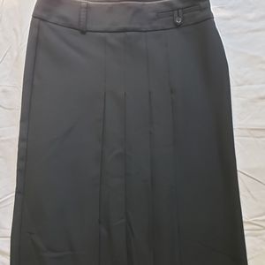 Women's Benetton Black pleated Skirt, xs